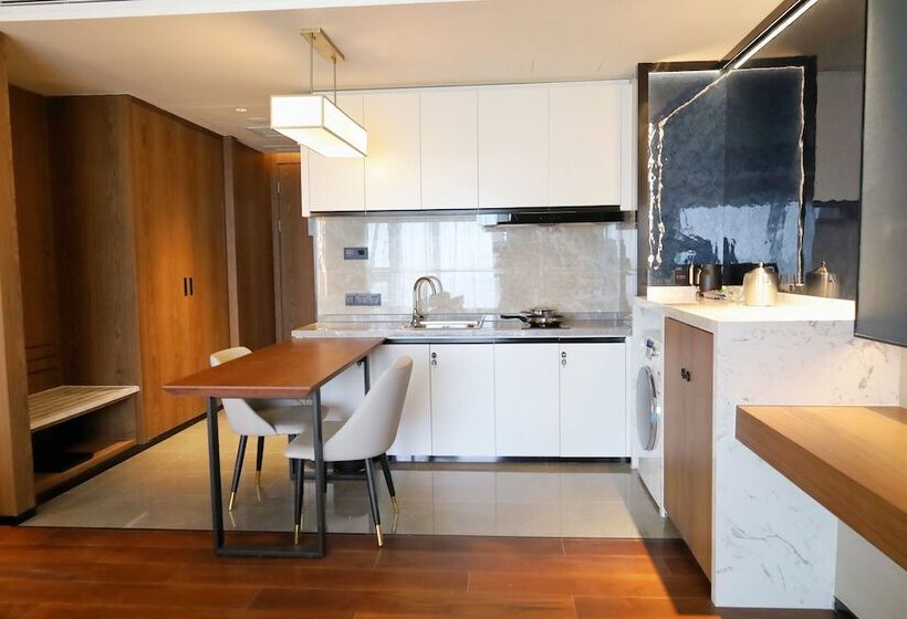 Номер Deluxe, Howard Johnson Optics Valley Hotel Wuhan