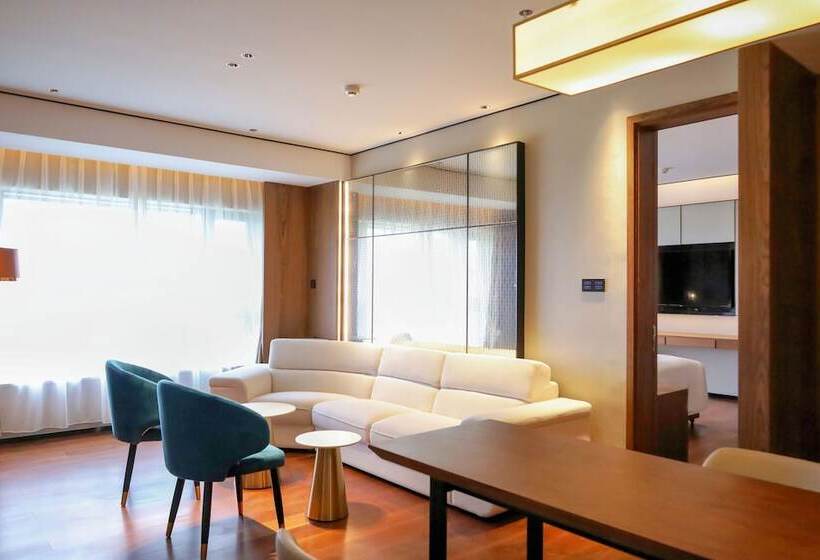 豪华套房, Howard Johnson Optics Valley Hotel Wuhan