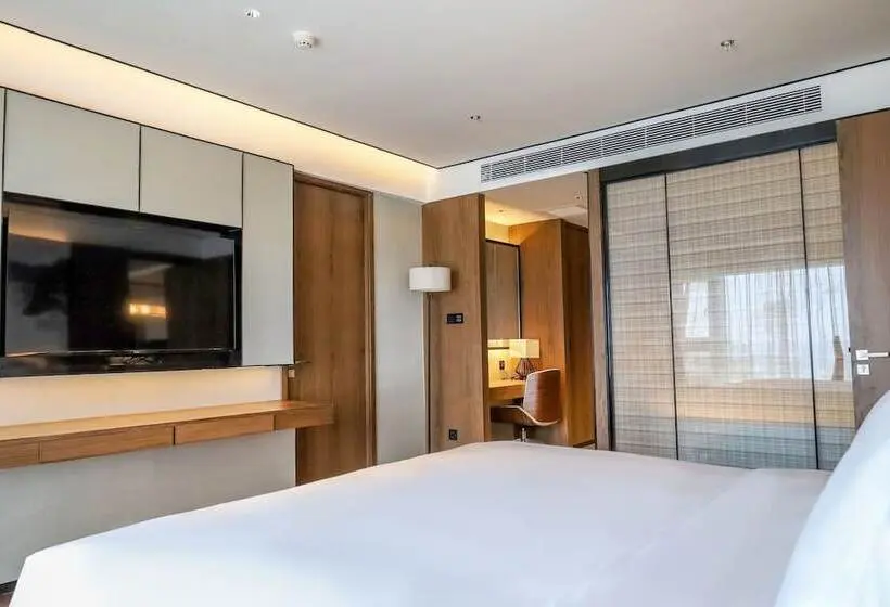 سوییت لوکس, Howard Johnson Optics Valley Hotel Wuhan