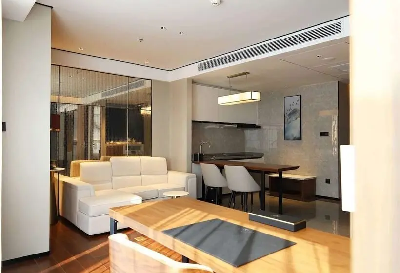 سوییت لوکس, Howard Johnson Optics Valley Hotel Wuhan