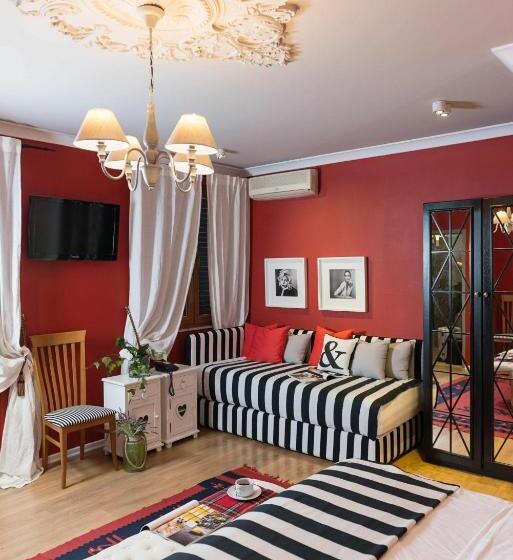 Habitación Triple Estándar, Areela Boutique