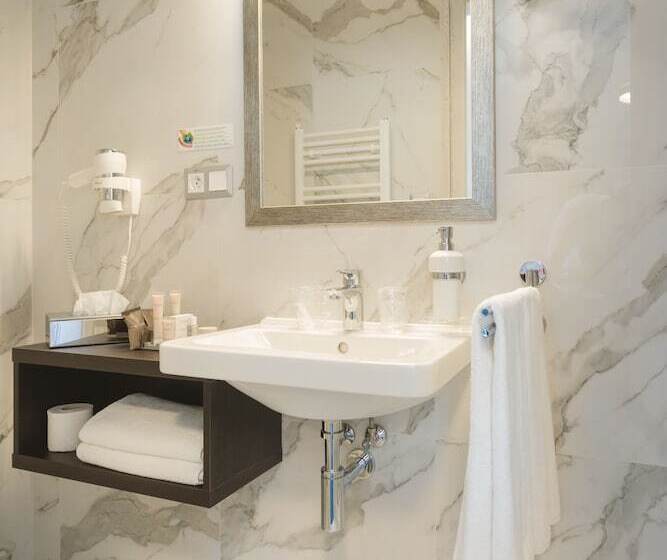 اتاق لوکس, Boutique Hotel Hviezdoslav