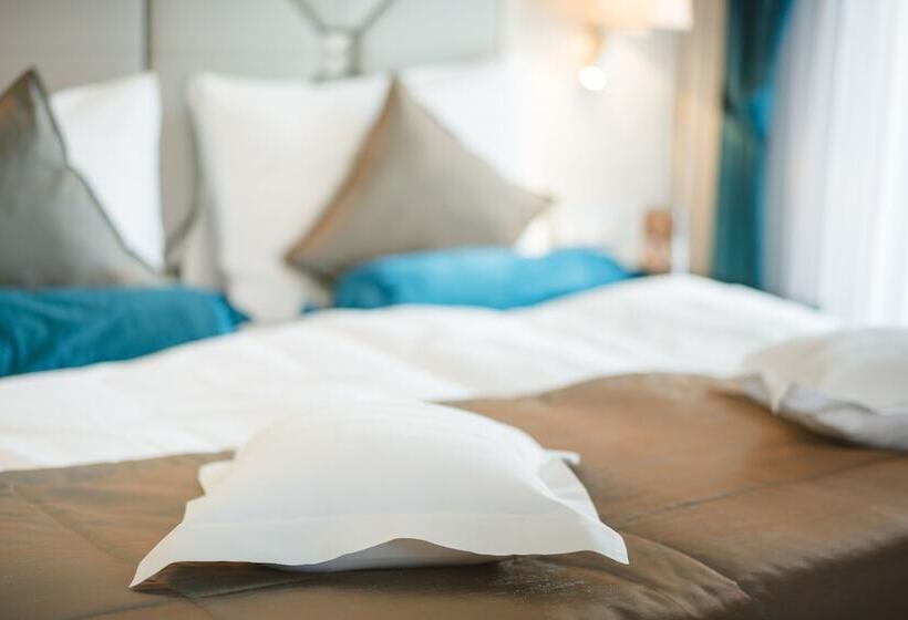 سوییت جونیور, Boutique Hotel Hviezdoslav