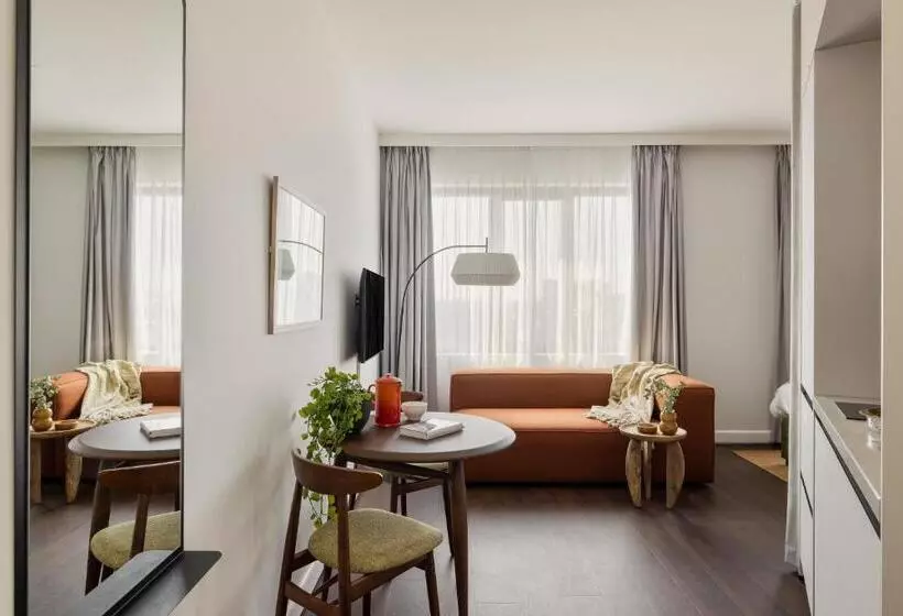 استودیوی استاندارد, Cove Centrum