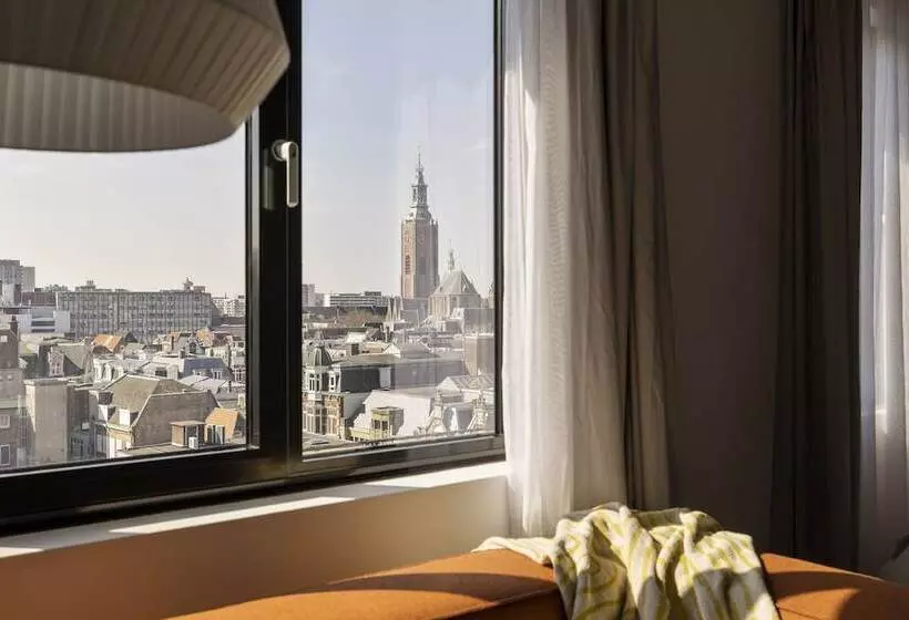 استودیوی استاندارد, Cove Centrum