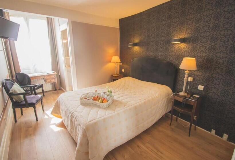 חדר סטנדרט יחיד, De La Banniere De France