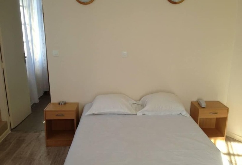 اتاق استاندارد سه نفره, Le Bristol