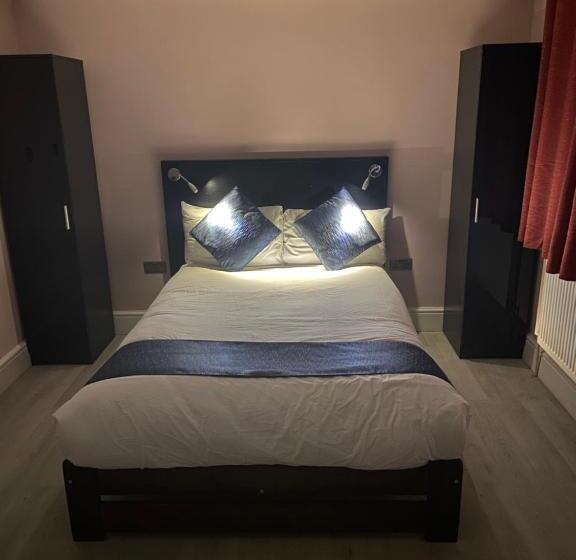 Номер Deluxe, Ville