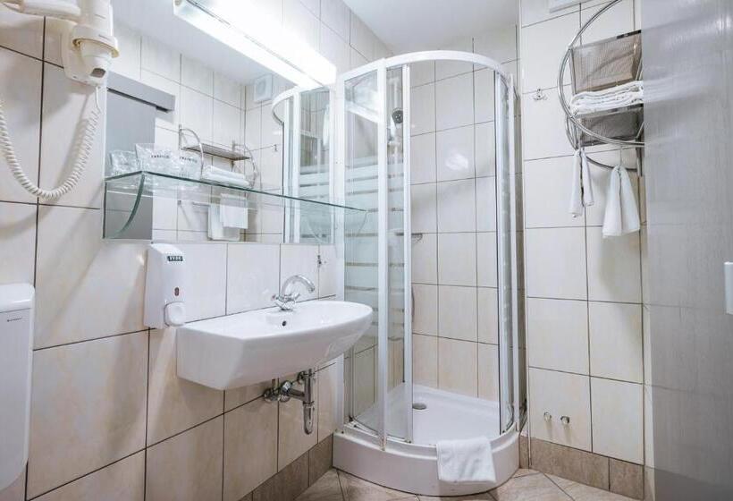 اتاق استاندارد, Bistro & Rooms Pri Karlu   Ex Hiša Budja