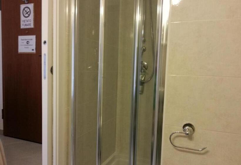 기본룸, B&b Del Corso