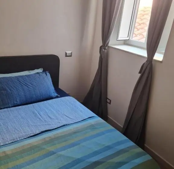 シングルベーシックルーム, B&b Del Corso