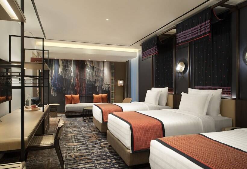 Family Suite, Episode Gading Serpong