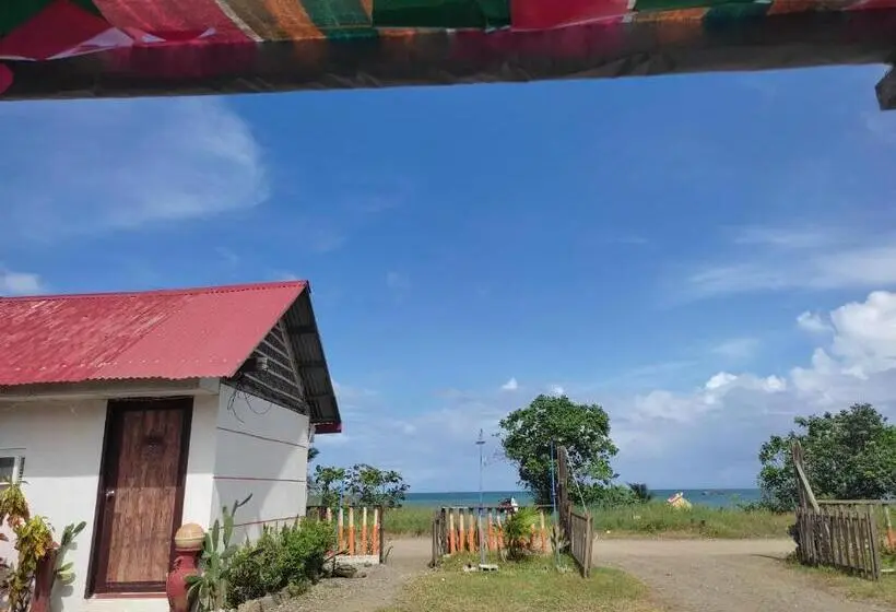 オーシャンビュースタンダードルーム, Rmtm S Beachfront Accommodation