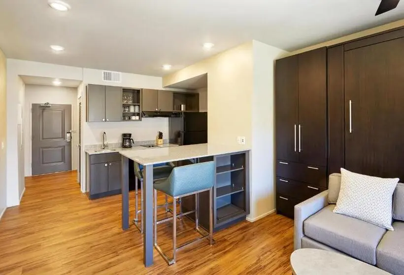 Standard Studio, Worldmark Moab
