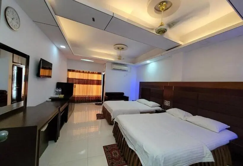Superior Neljän Hengen Huone, Sea World Cox S Bazar