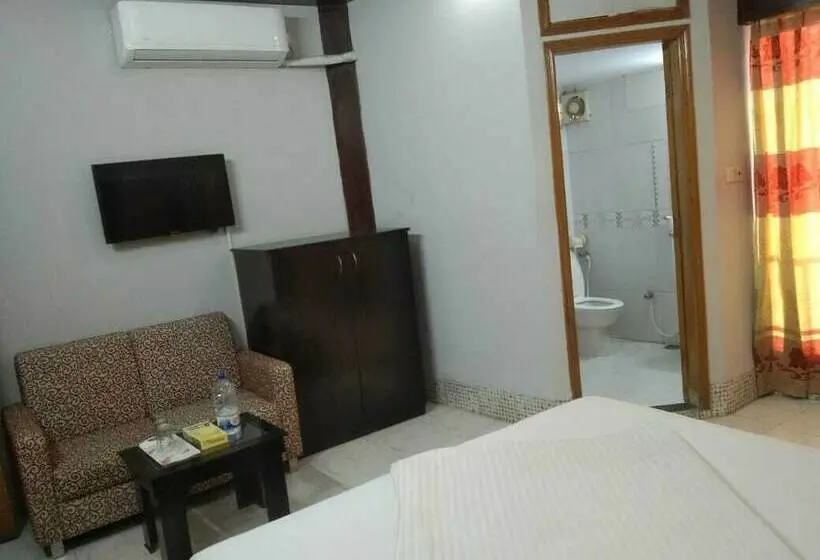 Deluxe Kolmen Hengen Huone, Sea World Cox S Bazar