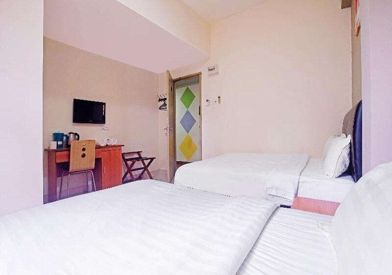 Трехместный Номер Deluxe, Night Queen Salak Tinggi