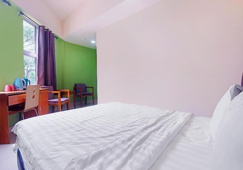 Номер Deluxe, Night Queen Salak Tinggi