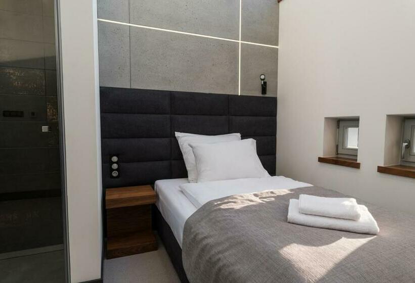 חדר סטנדרט יחיד, Kempen