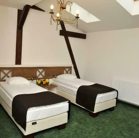 StandaardKamer, Sandro Silver