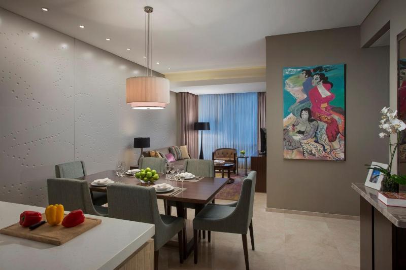 Апартаменты Premium 2 Спальни, Ascott Kuningan Jakarta