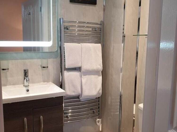 اتاق لوکس, Compston House B&b Adults Only