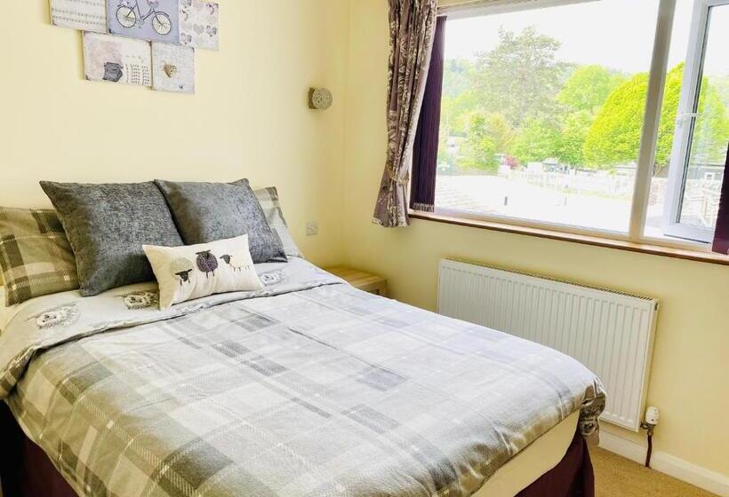 اتاق لوکس, Compston House B&b Adults Only