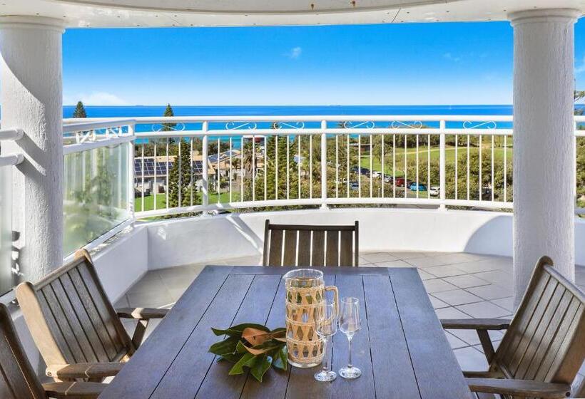 1 Bedroom Penthouse Apartment, Beachside Resort Kawana Waters