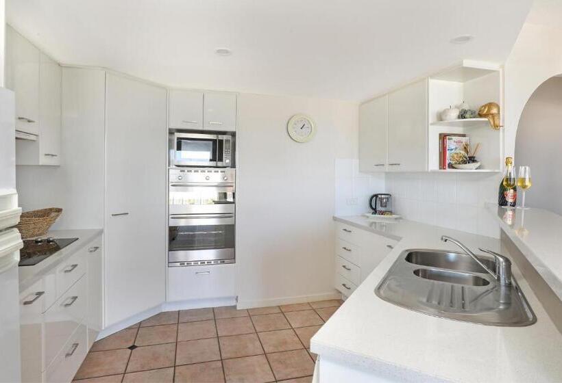 آپارتمان 1 خوابه با چشمانداز دریا, Beachside Resort Kawana Waters