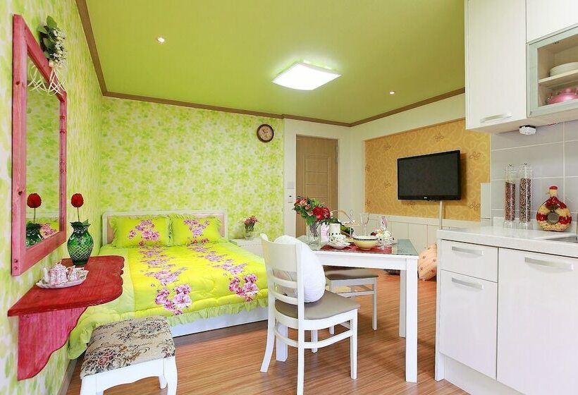 Номер Стандарт, Bellus Rose Pension