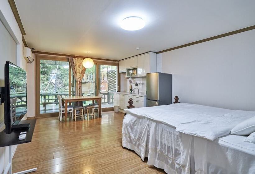 Номер Deluxe, Bellus Rose Pension