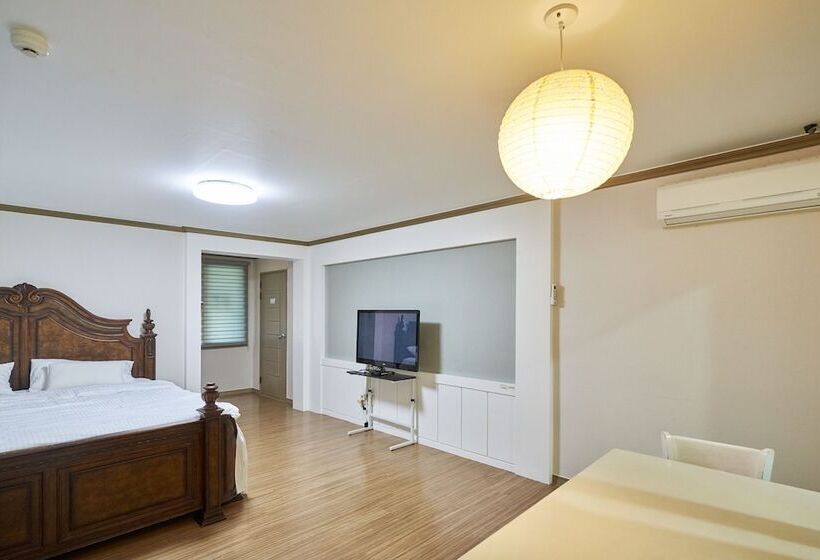 Номер Deluxe, Bellus Rose Pension