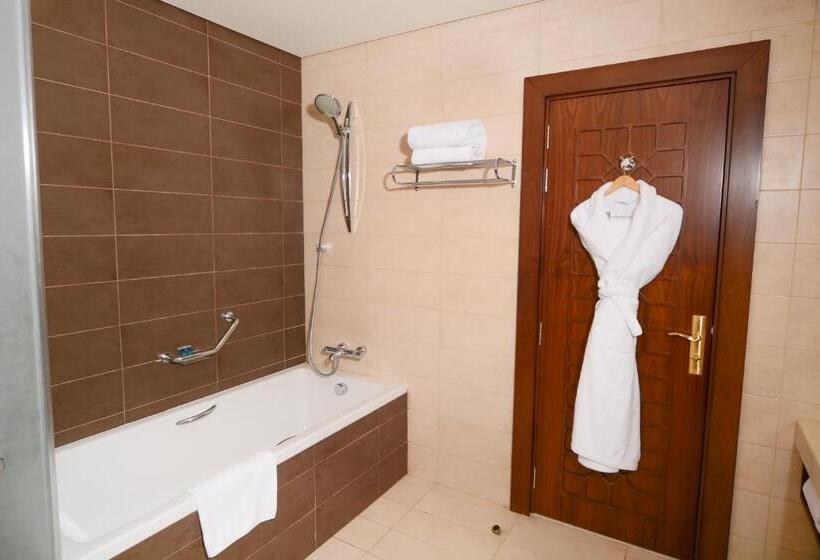 سوییت اجرایی, Cristal Erbil