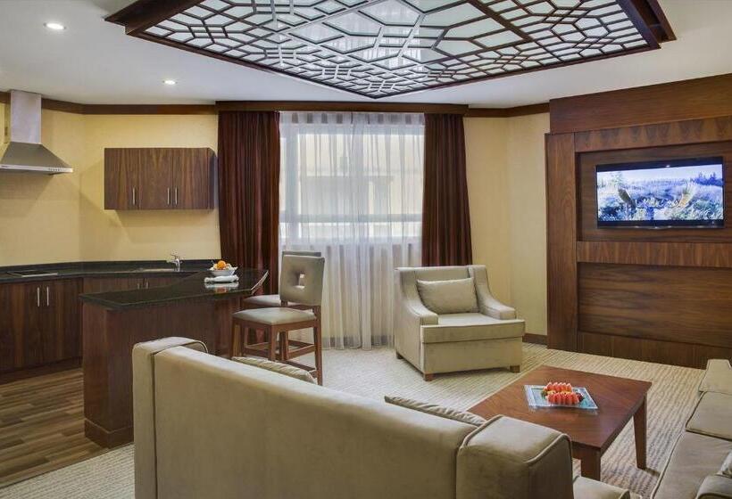 سوییت اجرایی, Cristal Erbil