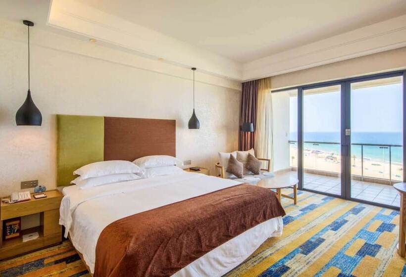 Номер бизнес-класса, Days  And Suites Yangjiang