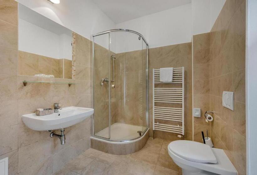 اتاق استاندارد, Garni Hotel Virgo