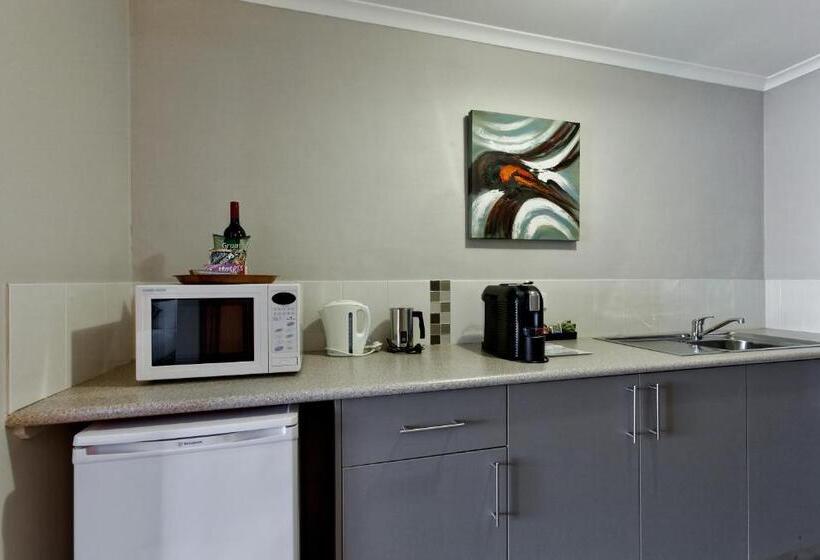 חדר אקזקיוטיב, Hume Country Motor Inn