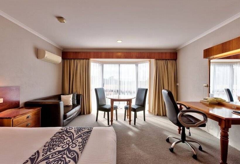 חדר אקזקיוטיב, Hume Country Motor Inn