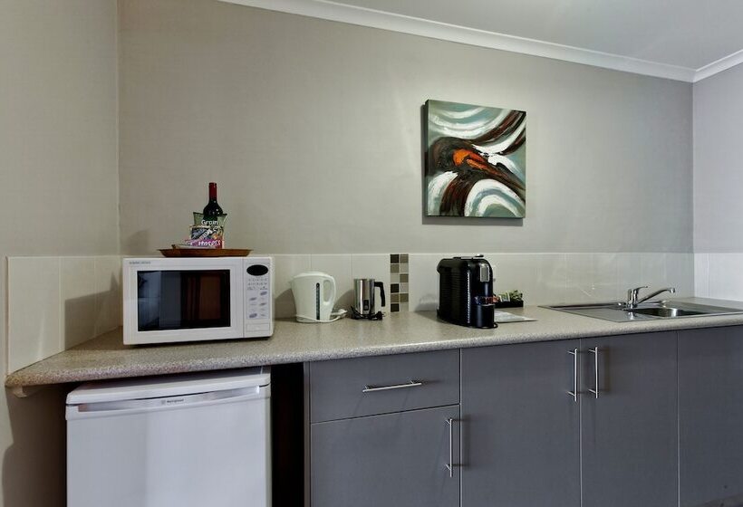 חדר אקזקיוטיב, Hume Country Motor Inn