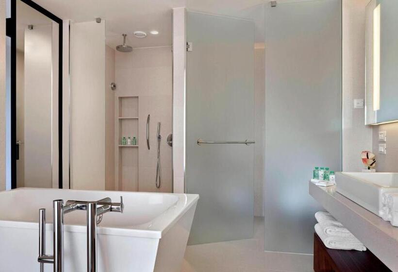 سوئیت جونیور با تخت بزرگ, Jw Marriott Venice Resort & Spa