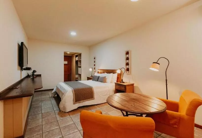Comfort room with balcony, Kastel Itaipava