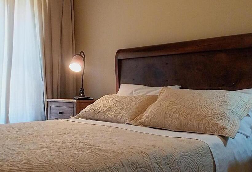 家庭间, Kastel Itaipava