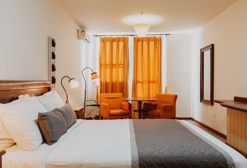 Comfort room with balcony, Kastel Itaipava