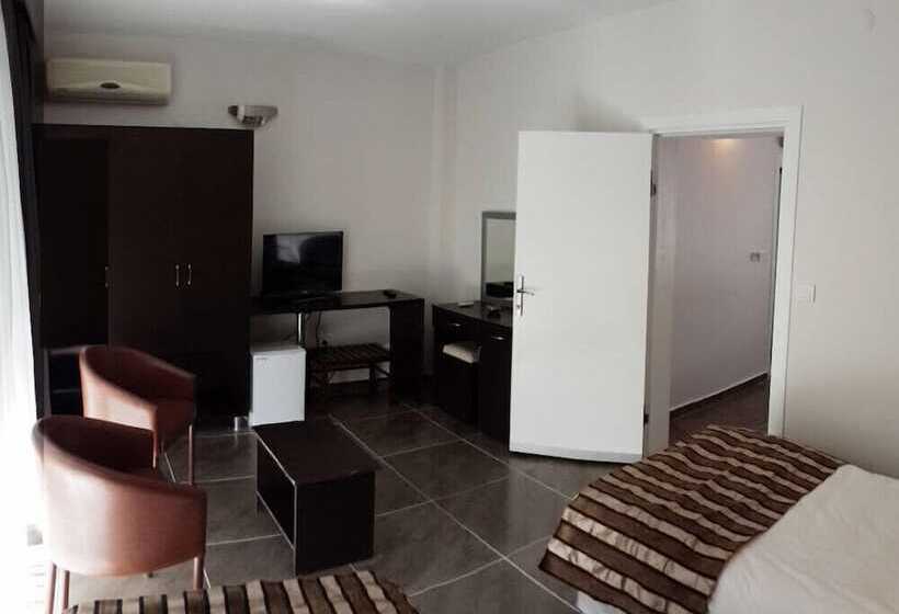 اتاق استاندارد, Kum