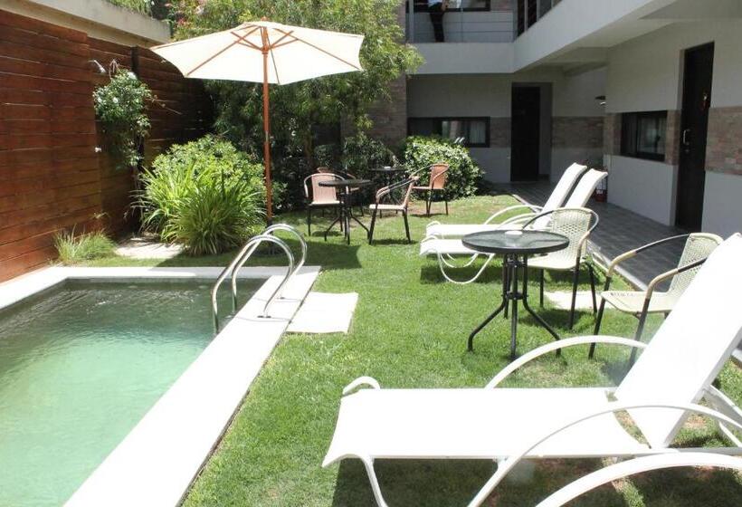 اتاق سه نفره سوپریور با چشم‌انداز باغ, Posada Boutique Las Terrazas