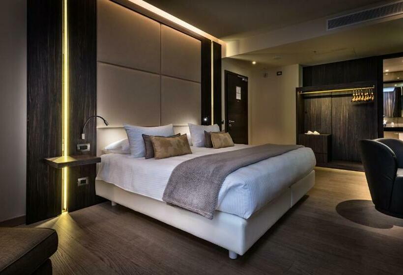اتاق اجرایی, The Square Milano Duomo Preferred Hotels & Resorts