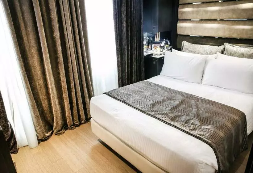 اتاق لوکس یک تخته, The Square Milano Duomo Preferred Hotels & Resorts