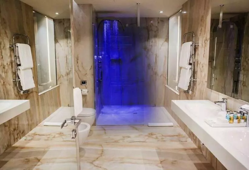 سوییت جونیور, The Square Milano Duomo Preferred Hotels & Resorts