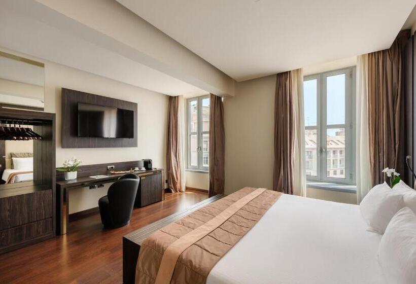 اتاق لوکس سه تخته, The Square Milano Duomo Preferred Hotels & Resorts