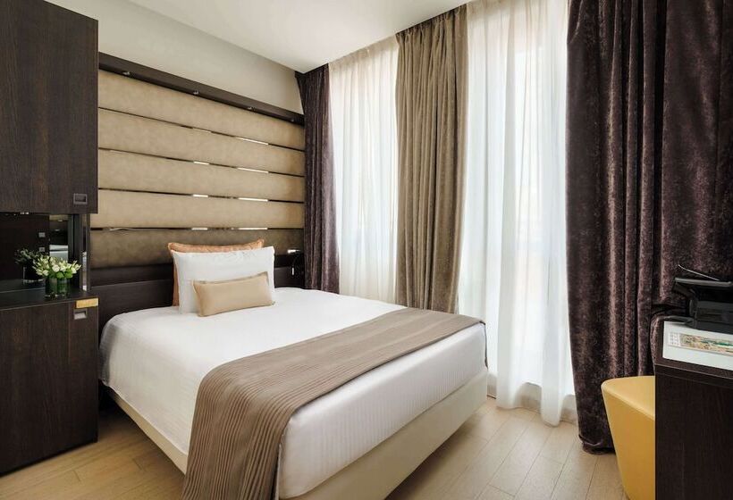 اتاق لوکس یک تخته, The Square Milano Duomo Preferred Hotels & Resorts